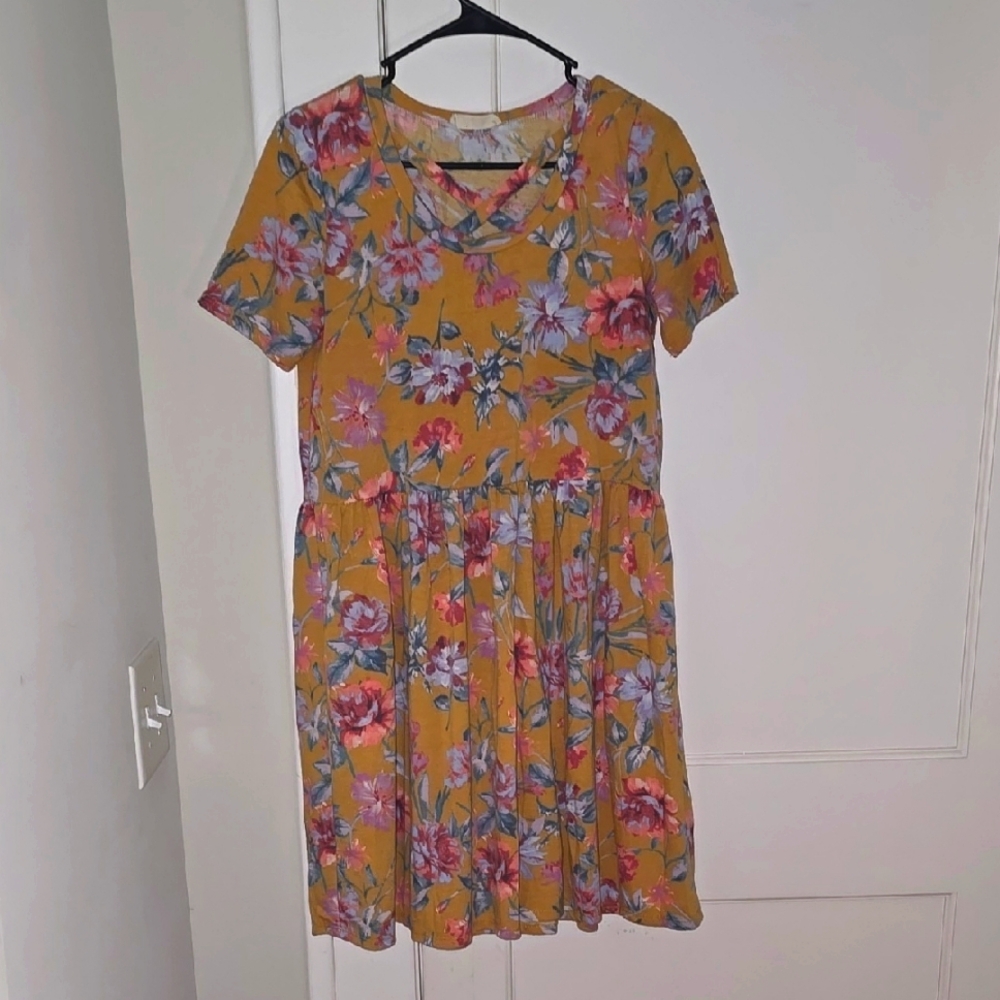 Floral Short Sleeve Dress